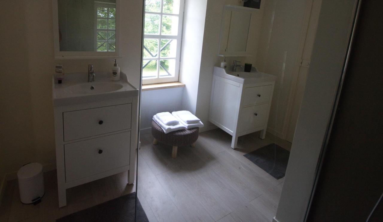 Le Manoir Du Ribardon Bed & Breakfast Neuvy-au-Houlme Dış mekan fotoğraf